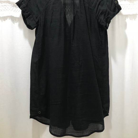 Anthropology hei hei semi shear button down size S - Picture 3 of 6